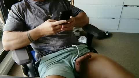 MRD online show from February 1, 10:02 pm