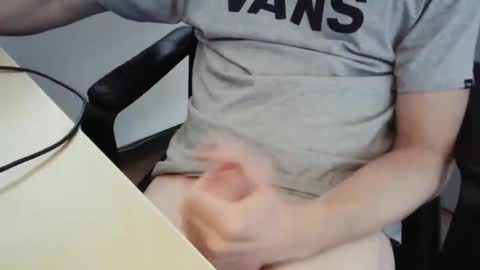 Snapshot of matt_cunnings chatting on October 28, 9:23 am matt_cunnings online show from October 28, 9:23 am