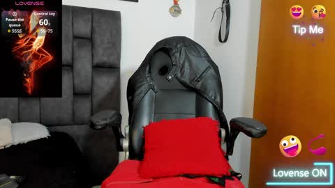 matt rodriguez92 online show from April 11, 9:13 am