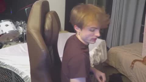 Matt Cash online show from November 24, 2:12 am