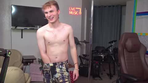 Matt Cash online show from December 10, 2:24 am