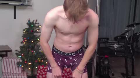 Matt Cash online show from December 5, 2:09 am