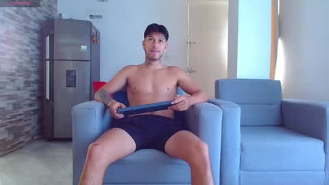 Snapshot of matteo_leto chatting on September 17, 4:19 pm matteo_leto online show from September 17, 4:19 pm