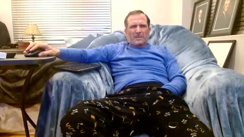 Snapshot of matterson23 chatting on February 23, 2:03 am matterson23 online show from February 23, 2:03 am