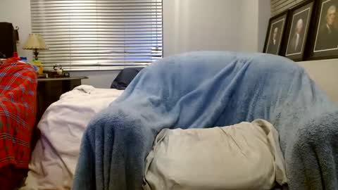 Snapshot of matterson23 chatting on October 20, 2:04 am matterson23 online show from October 20, 2:04 am