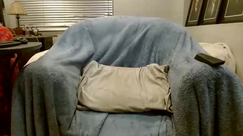 Snapshot of matterson23 chatting on October 24, 4:47 am matterson23 online show from October 24, 4:47 am