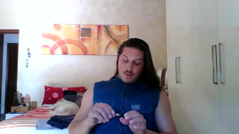 Snapshot of matteushh87 chatting on October 27, 10:17 am matteushh87 online show from October 27, 10:17 am