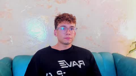 matthew online show from October 17, 9:30 pm