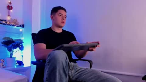 Mathias Woods online show from December 23, 12:52 pm