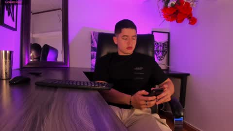 Mathias Woods online show from December 28, 12:57 pm