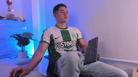 Mathias Woods online show from December 22, 12:49 pm