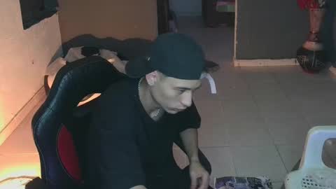 mattias     online show from February 19, 12:57 am