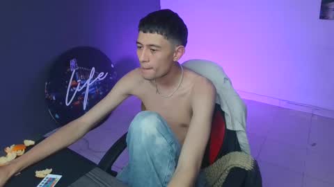 mattias     online show from December 21, 5:14 am