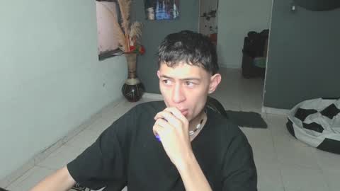 mattias     online show from February 2, 4:22 pm