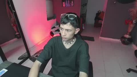 mattias     online show from February 9, 8:56 pm