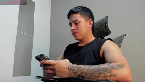 mattiwsmorris_ online show from November 26, 12:57 am