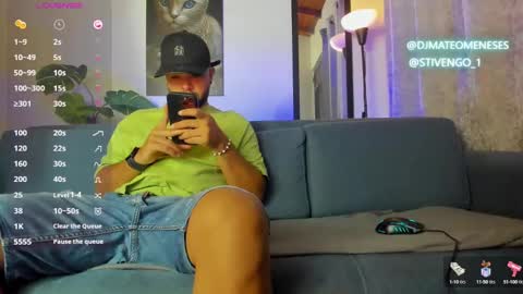 Snapshot of mattmeness chatting on February 25, 6:25 am MattMeness online show from February 25, 6:25 am