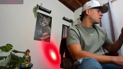 Snapshot of mattmeness chatting on January 4, 7:24 am MattMeness online show from January 4, 7:24 am