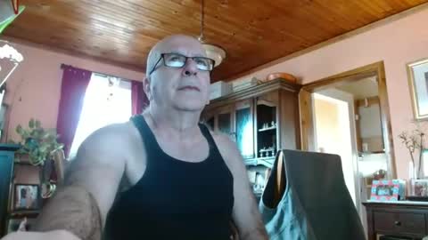 Maurice online show from February 24, 3:09 pm