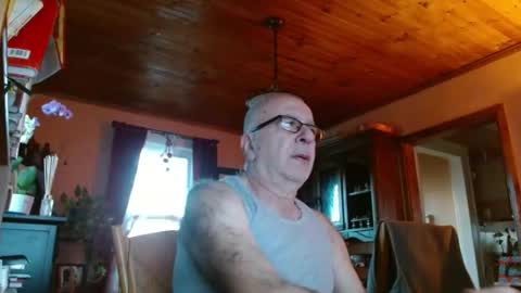 Maurice online show from March 7, 11:40 am