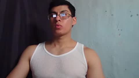 Mauro online show from February 8, 8:02 pm