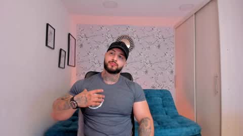 max D. online show from May 25, 5:24 am