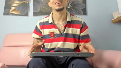 max_jowel online show from November 26, 3:09 am