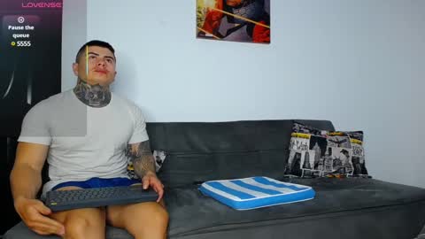 Snapshot of max_mayer chatting on February 23, 2:35 am Maximo Mayer online show from February 23, 2:35 am