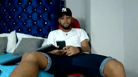 max_sexyhot26 online show from December 3, 3:07 am