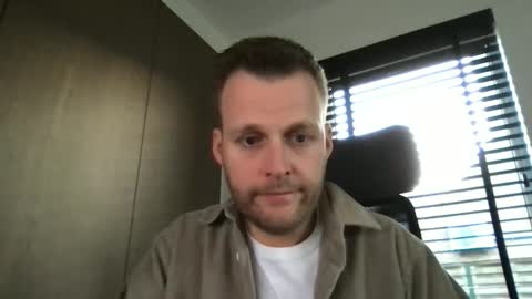 Max take off clothes online show from March 3, 6:56 am