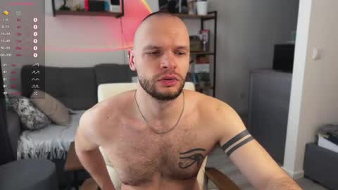 Max online show from March 10, 8:28 am