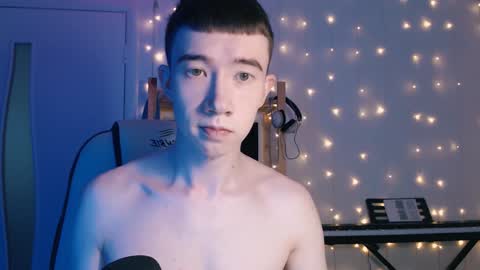 Max online show from December 6, 8:05 am