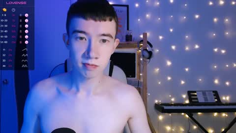 Max online show from December 12, 6:31 pm