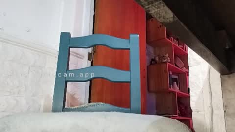 Maxlatino online show from December 16, 1:21 am