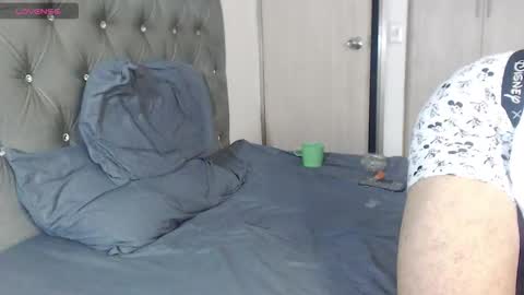 Snapshot of maxi_rogger chatting on October 16, 3:36 am maxi rogger online show from October 16, 3:36 am