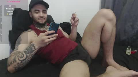 Snapshot of maxi_rogger chatting on December 30, 2:31 am maxi rogger online show from December 30, 2:31 am