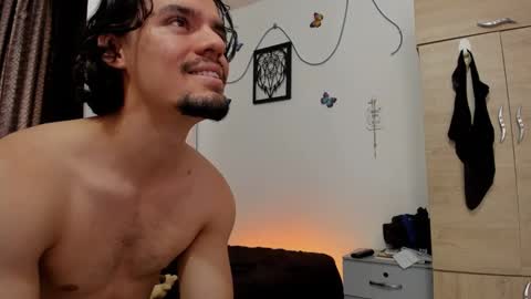 Alex online show from January 9, 5:43 pm