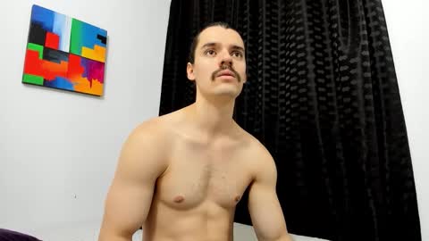 Alex online show from October 6, 8:24 pm