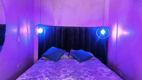 maxim online show from November 24, 3:29 am