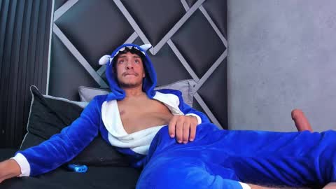 Snapshot of maximiliano_jam chatting on September 20, 4:34 am maxi online show from September 20, 4:34 am