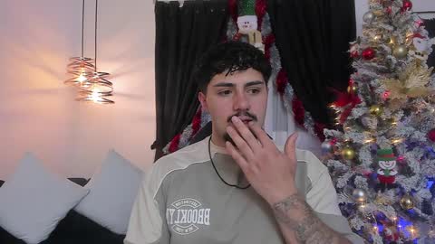 Maximo online show from December 16, 4:13 am