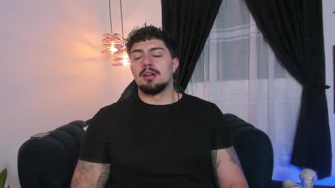 Maximo online show from January 27, 6:09 am