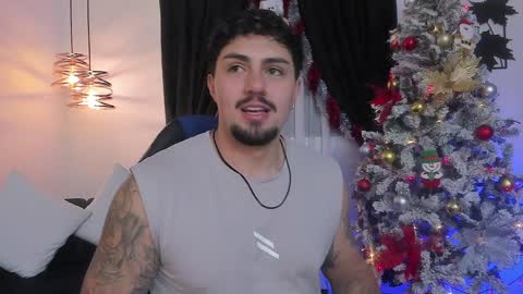 Maximo online show from December 20, 5:25 am