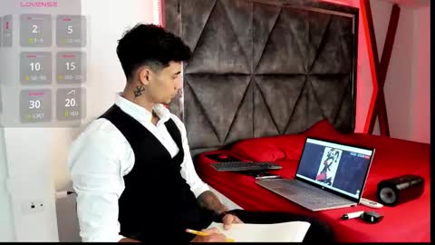 Maximo online show from October 23, 7:39 pm