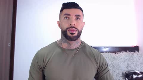 Independent Model online show from January 9, 4:07 am