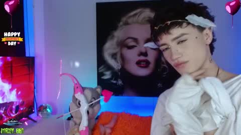 Max online show from February 16, 3:58 am