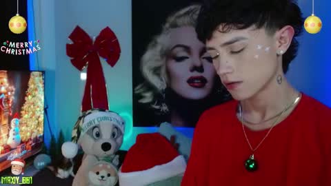 Max online show from December 21, 8:39 am