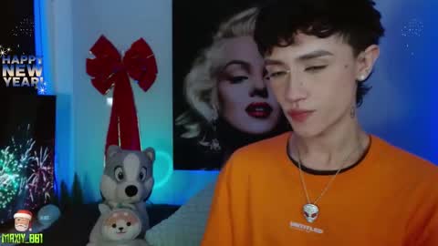 Max online show from December 31, 5:22 am