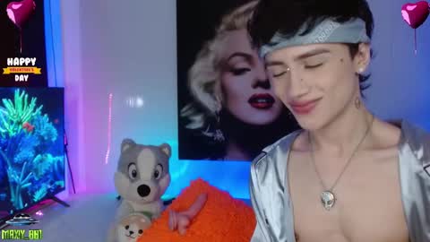 Max online show from February 6, 6:29 am