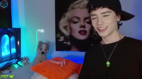 Max online show from September 20, 3:39 am